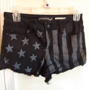 Hot Topic love sick short New no tag